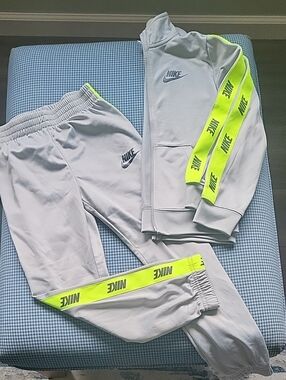 Nike Kids Light Gray Sweatpants & Jacket with Neon Yellow Stripe